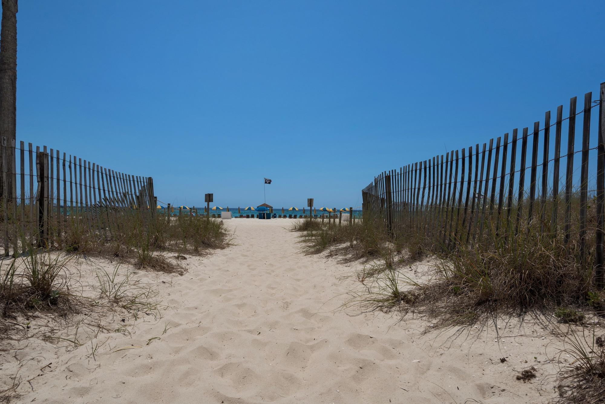Beach Tower Beachfront Hotel, A By The Sea Resort Panama City Beach Exterior photo